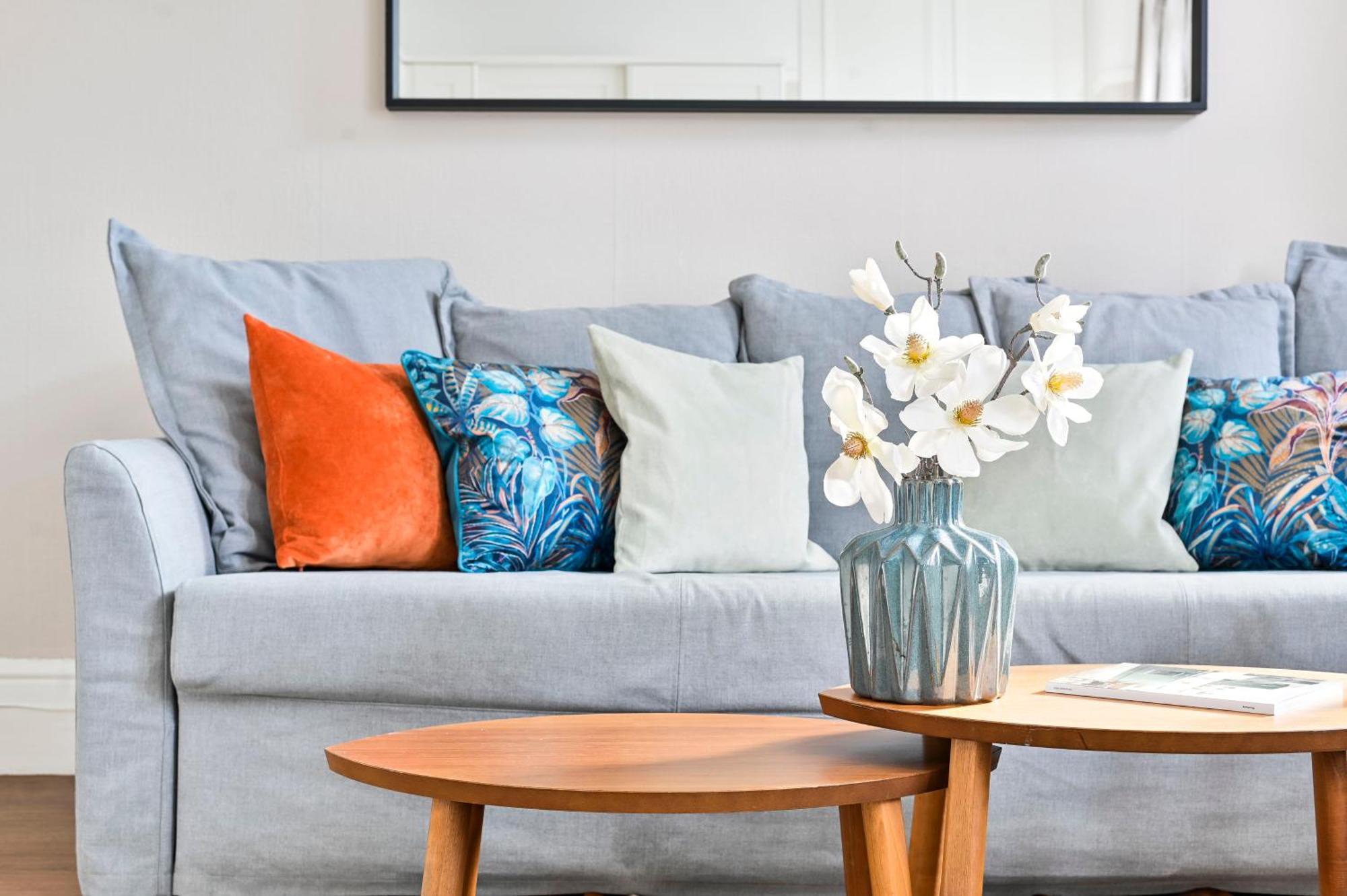 Spacious Bright 2-3 Bed Flat In Fulham By The Thames Londra